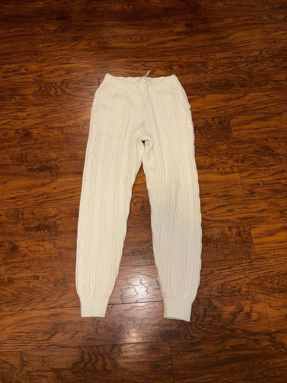 Alo Cable Knit Jogger white